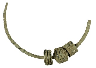 BronzeAgeTorcWithRingsWylye